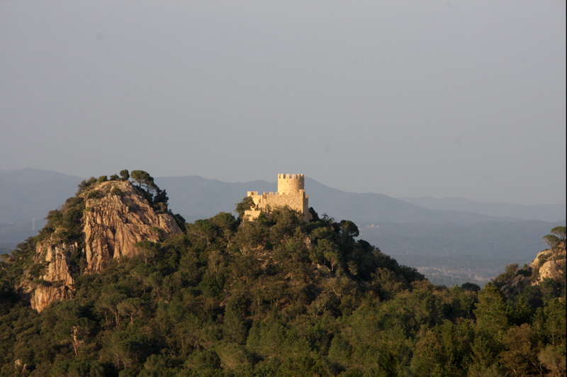 Castillo de Farners en Santa Coloma de Farnés.