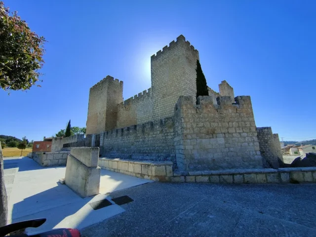 Castillo de Encinas de Esgueva