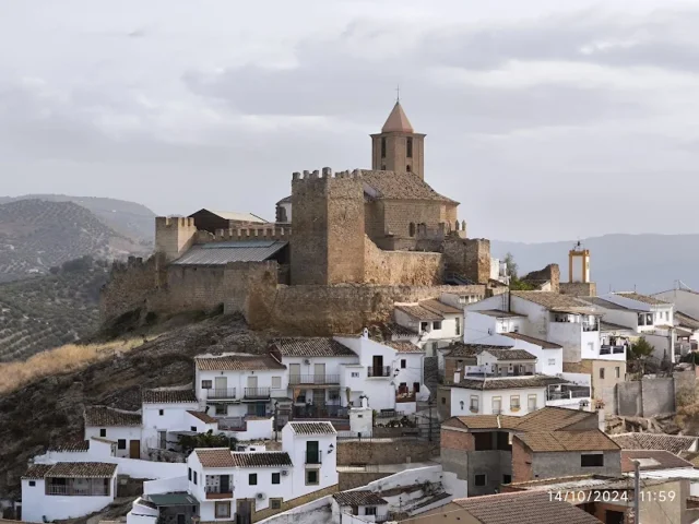 Castillo de Iznájar
