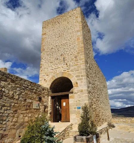 Castillo de Puertomingalvo